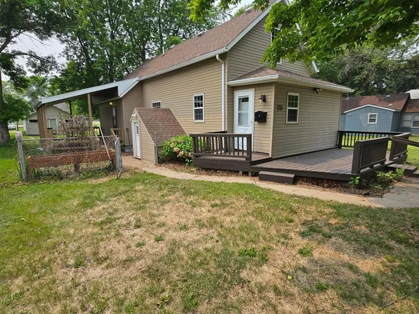 25 Morgan St, Tracy, MN 56175