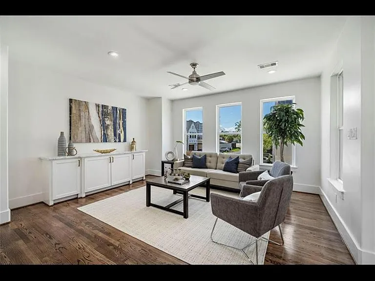 1521 Laird St #C — Photo 5