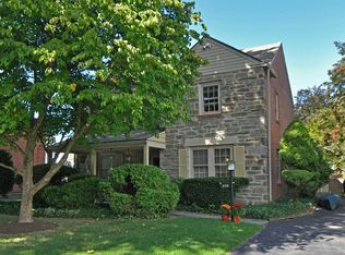 673 Foxcroft Rd, Elkins Park, PA 19027