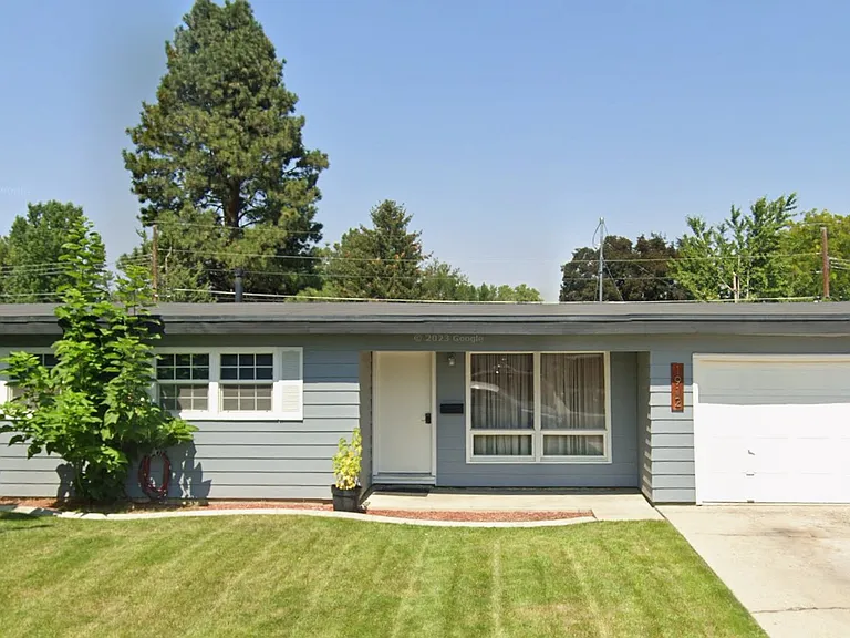 1912 W Tendoy Dr — Photo 1
