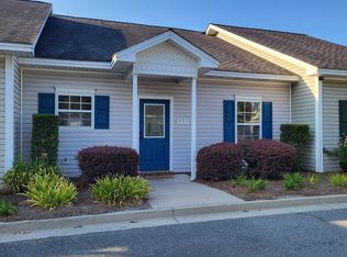 351 Moss Creek Ln, Brunswick, GA 31520
