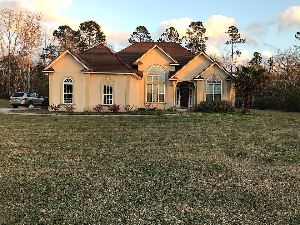 1st image of 46 Silver Bluff Dr