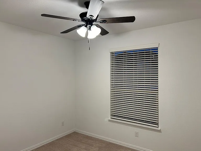 2513 Birchcrest Dr — Photo 30