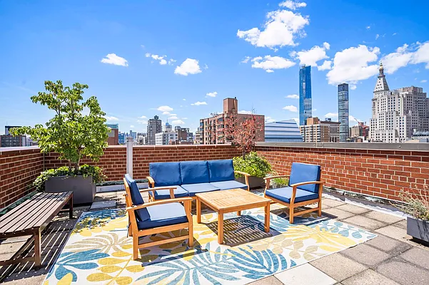 Rented by Douglas Elliman | media 16