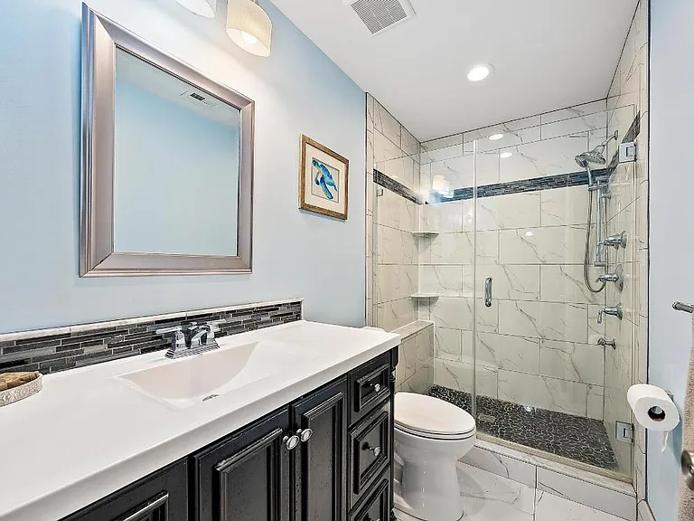 409 Lighthouse Dr — Photo 17