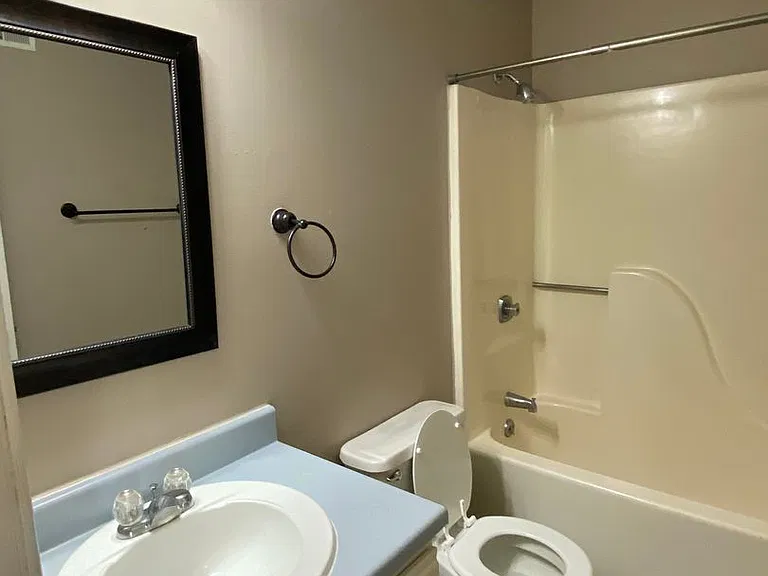 Southdale Square Apartments — Photo 68