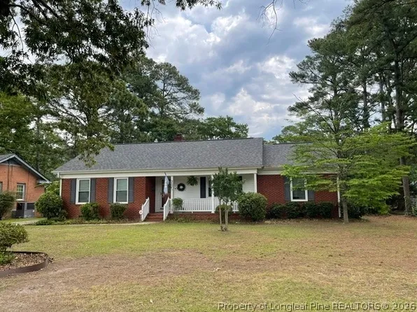 307 Whitney Dr, Fayetteville, NC 28314