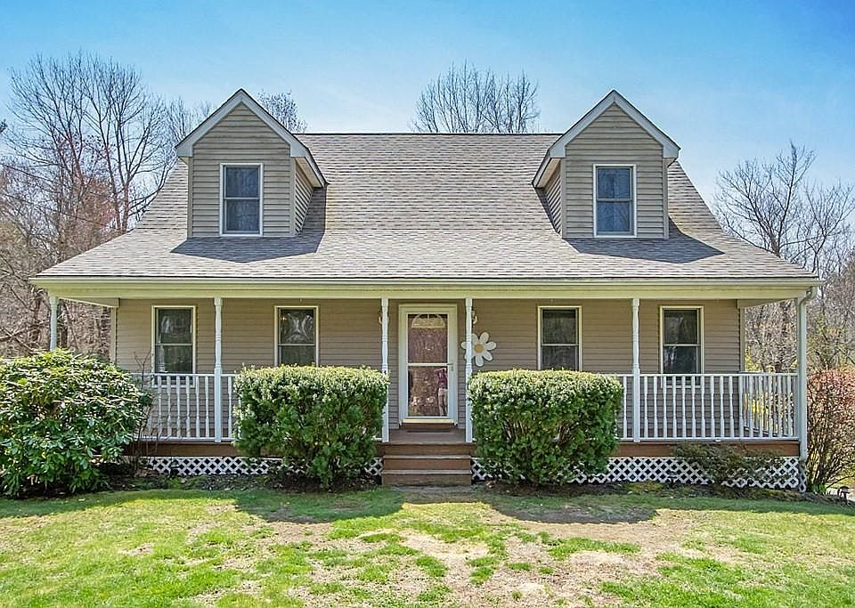 1st image of 483 Whittemore St