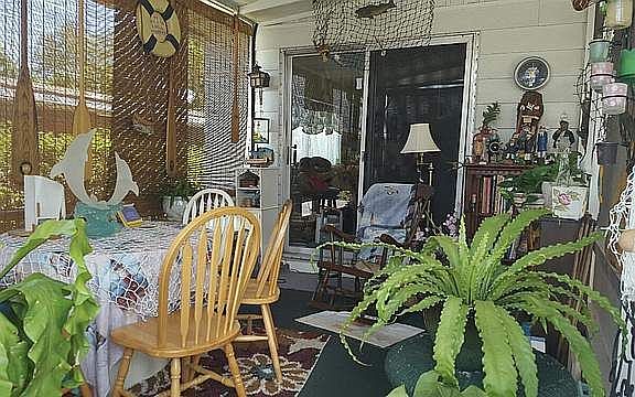 5th image of 23 Las Palmas Dr