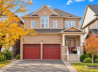 22 Bellflower Ln, Brampton, ON L6S 6K3