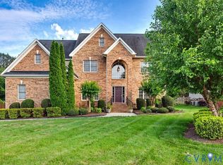 5905 Covington Hills Ln, Glen Allen, VA 23059