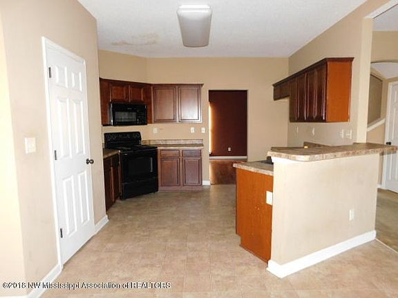 4th image of 6134 Vera Ln