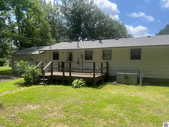 3rd image of 2220 W Hovekamp Rd