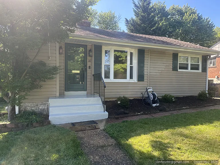 10 N Floyd St — Photo 4