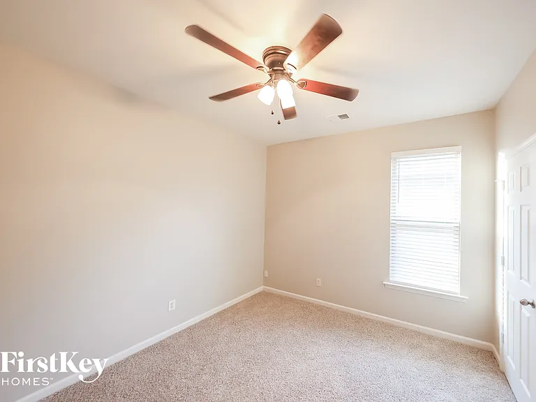 2132 Spaulding Pl — Photo 12