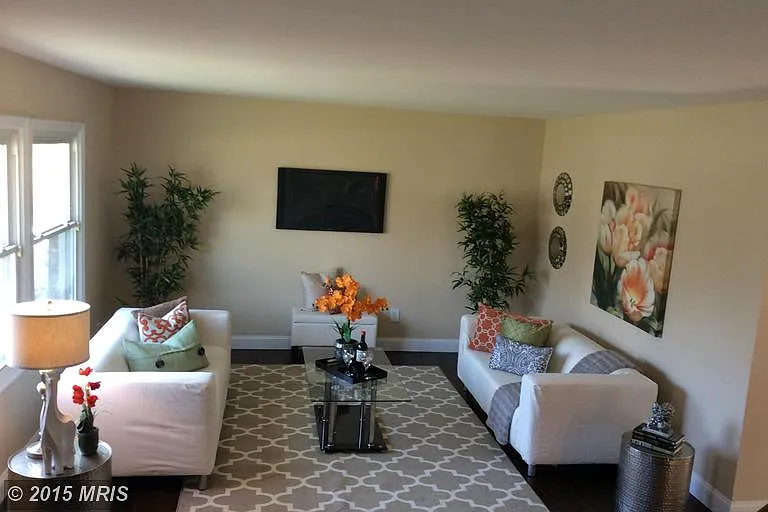 1020 Stone Ave photo 1