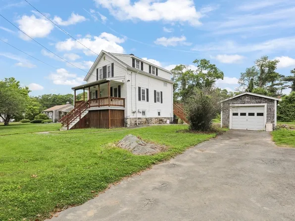 7 Aucoot Rd, Mattapoisett, MA 02739