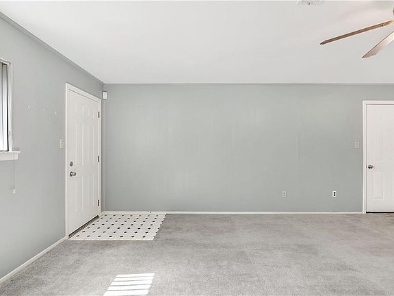 4th image of 6509 Shady Hill Dr E