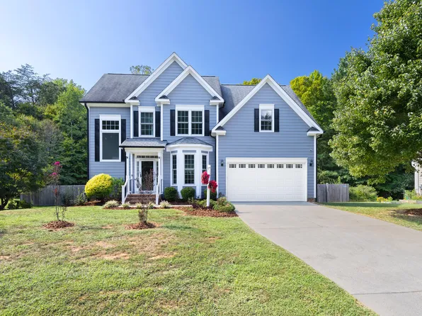 303 Farnswick Pl, Efland, NC 27243
