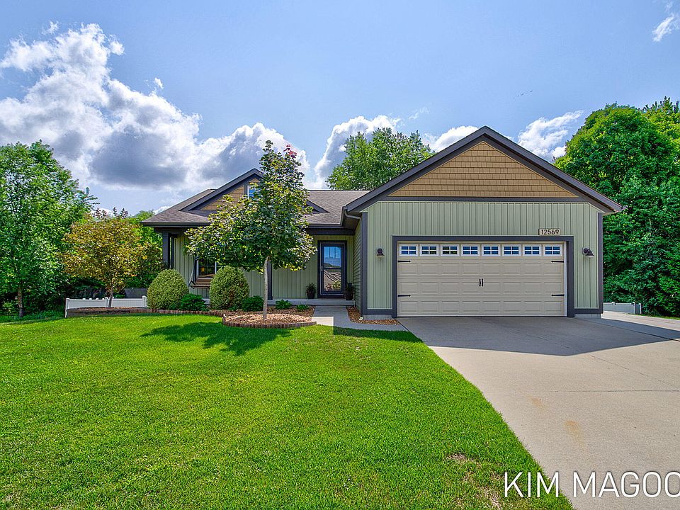 1st image of 12569 Canterbury Ct