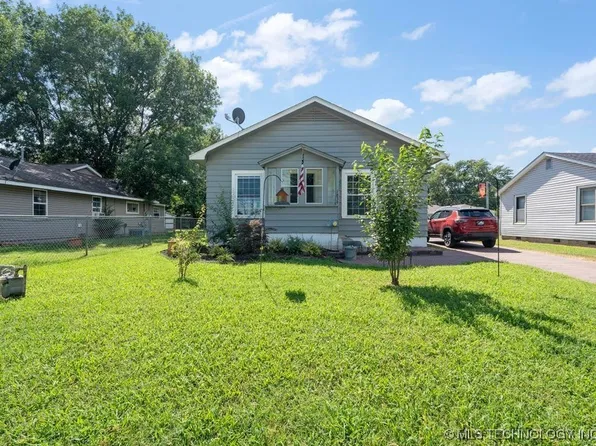 1839 D St NE, Miami, OK 74354