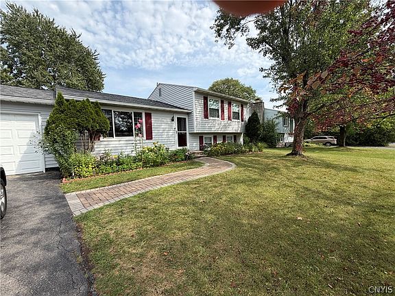5th image of 7437 Farmstead Rd