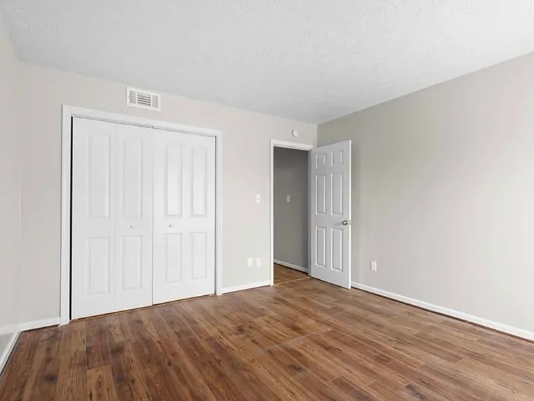30 Pacific Dr #1 — Photo 7