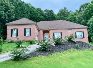 4935 Chatsworth Ln, Suwanee, GA 30024