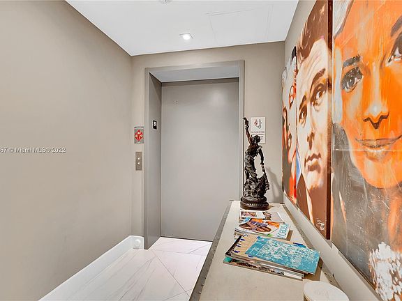 3rd image of 16385 Biscayne Blvd #803