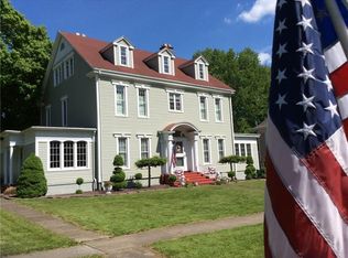 215 S Pitt St, Mercer, PA 16137