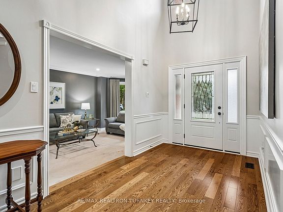 3rd image of 1004 Portminster Ct