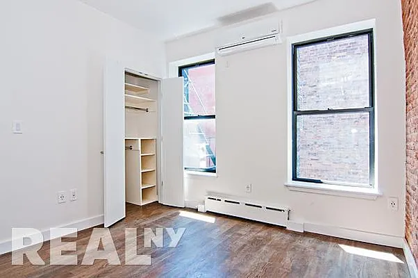 Rented by REAL New York | media 26