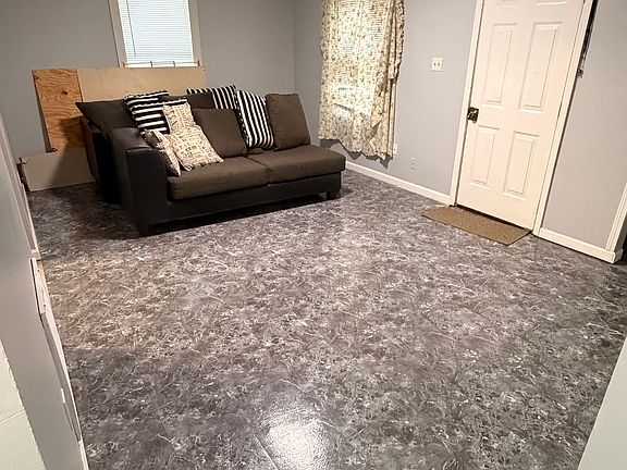 2nd image of 1762 Dumesnil St #2