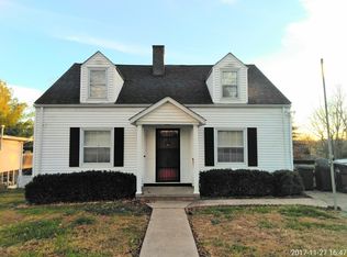 23 Horseshoe Dr, Paris, KY 40361