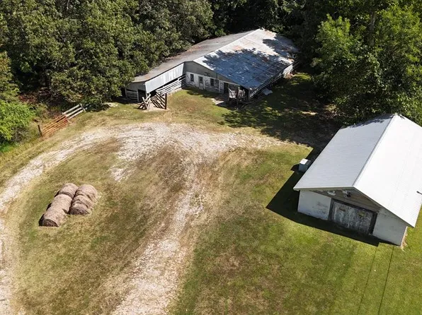 2959 Greenfield Hwy #54, Greenfield, TN 38230