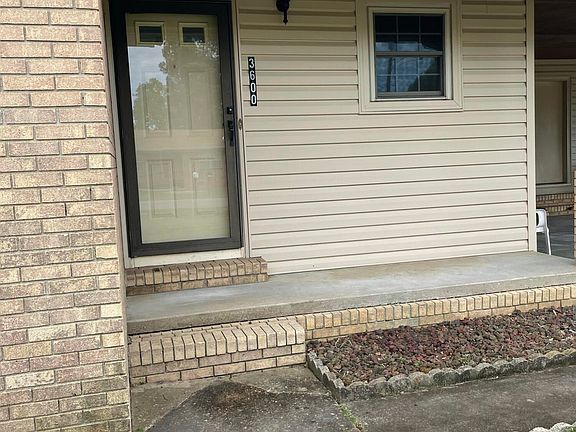 3rd image of 3600 E 5th St
