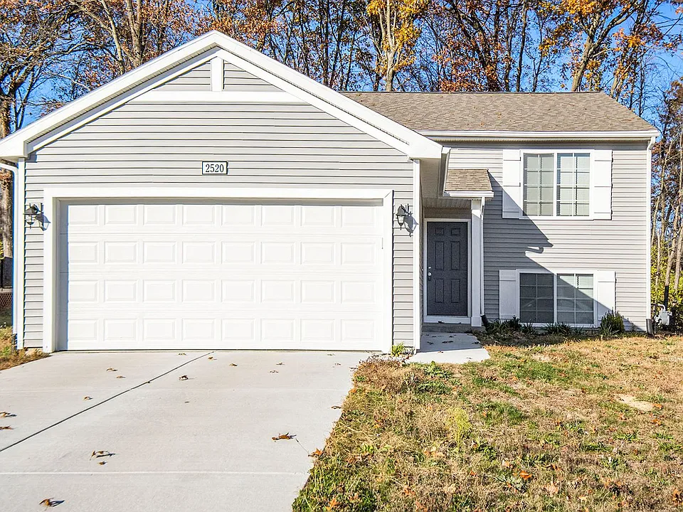 5447 E Karen Ct