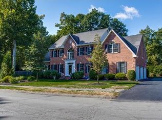 21 Saxon Ln, Shrewsbury, MA 01545