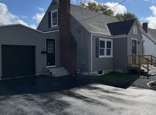 14 Crescent Rd, Weymouth, MA 02191
