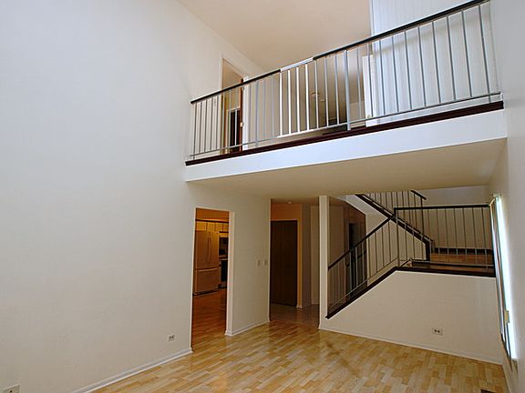 4th image of 1287 Derby Ln