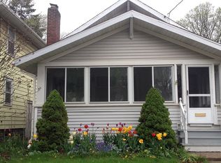 411 N Clemens Ave, Lansing, MI 48912