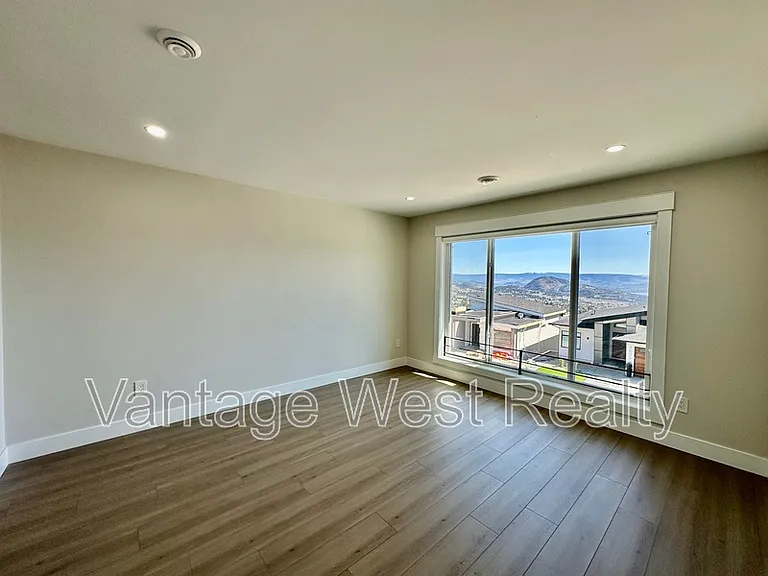 3608 Silver Way — Photo 25