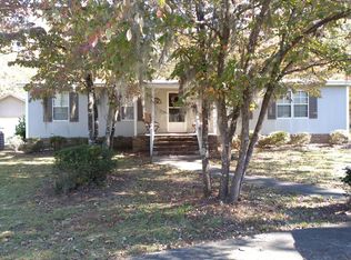 116 Park St, Elloree, SC 29047