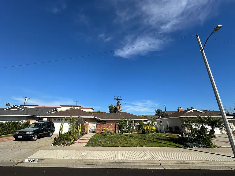 1826 Ranchero Way — Photo 1