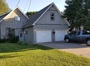 2083 Wright St, Marquette, MI 49855