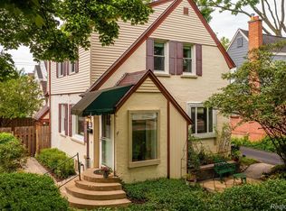 392 W Lincoln Ave, Birmingham, MI 48009
