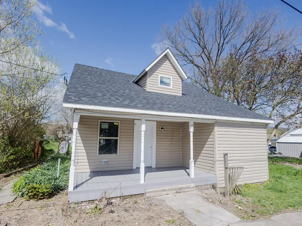 129 Jackson St, Paw Paw, WV 25434