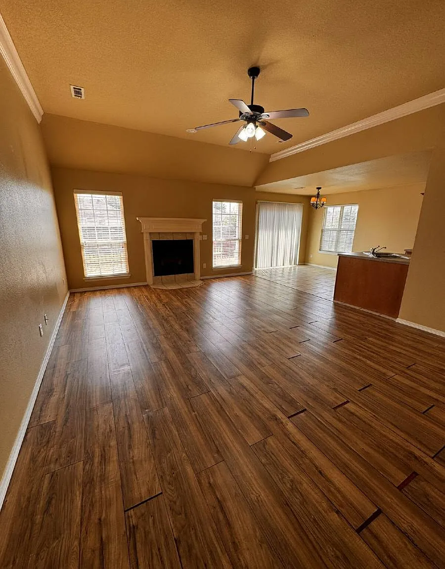 1532 Hutchinson St in Pea Ridge, AR 72751 — Photo 3