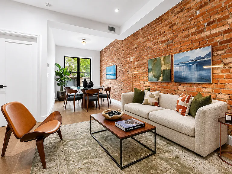 308 Eldert St #3R — Photo 1