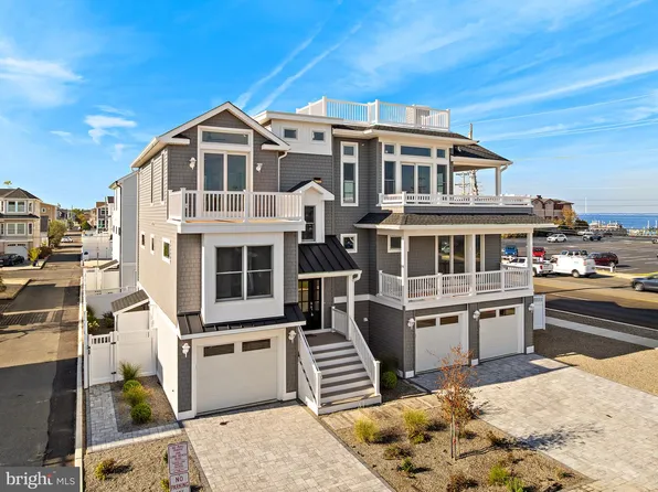 2 E 47th St, Beach Haven, NJ 08008